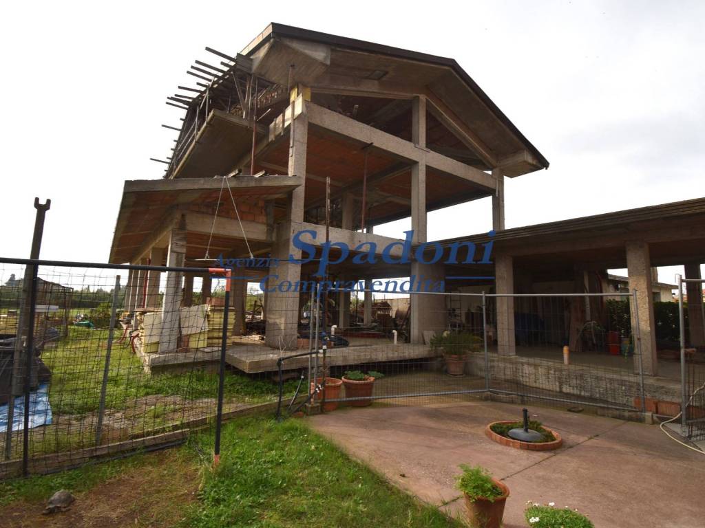 Villa a Monsummano terme in Via Jurij Gagarin - Foto 5