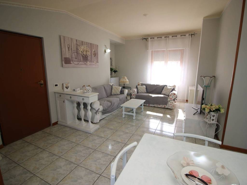 Attico / mansarda a Alba adriatica in Via del Concordato, 48 - Foto 2