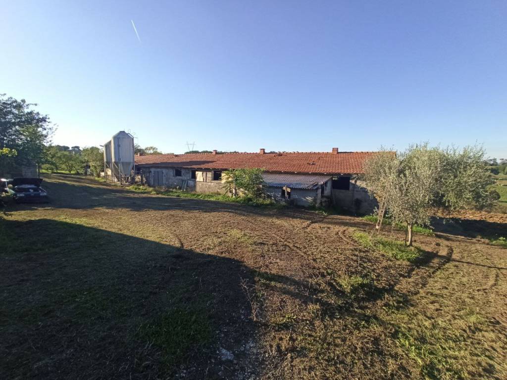Terreno a Castiglione del lago in Via Roma - Foto 2