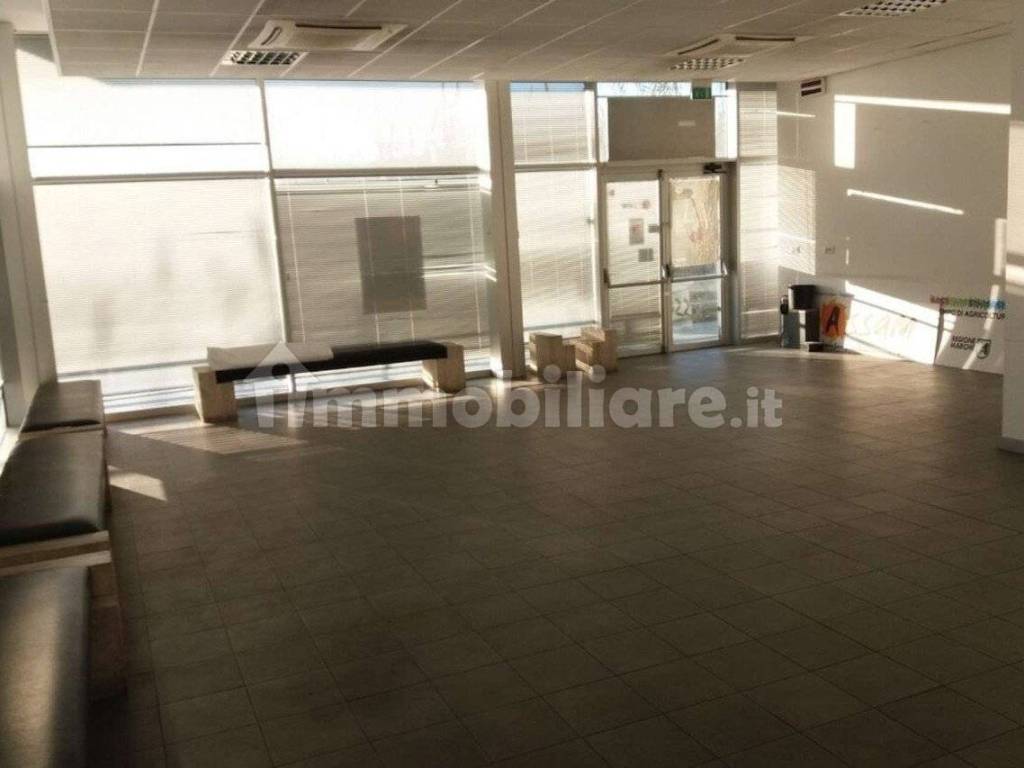 Immobile a Osimo in Via dell'Industria, 1 - Foto 3