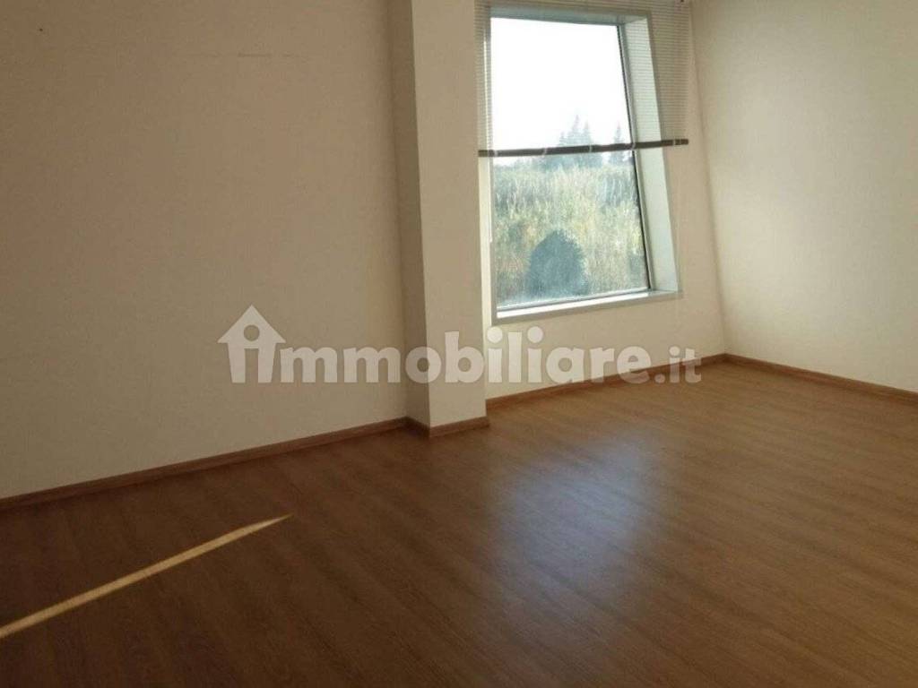 Immobile a Osimo in Via dell'Industria, 1 - Foto 4