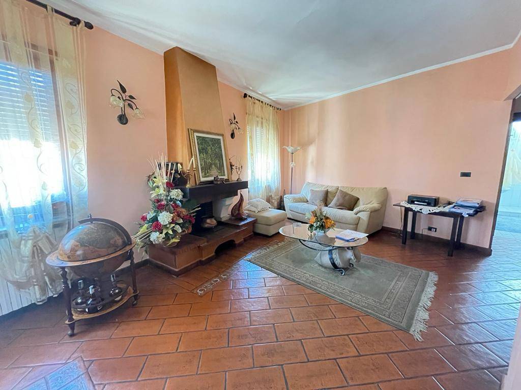 Appartamento a Caramagna piemonte in Via San Biagio, 11 - Foto 2