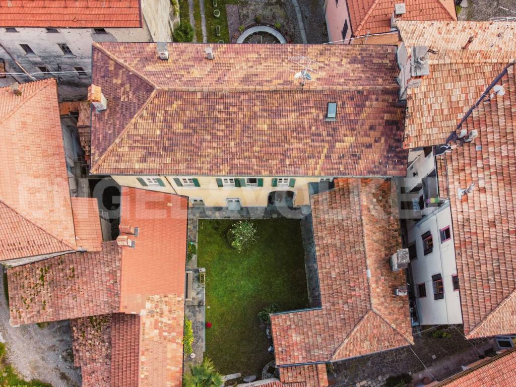 Villa a Madonna del sasso in Via Leonida Ferrari, 22 - Foto 2