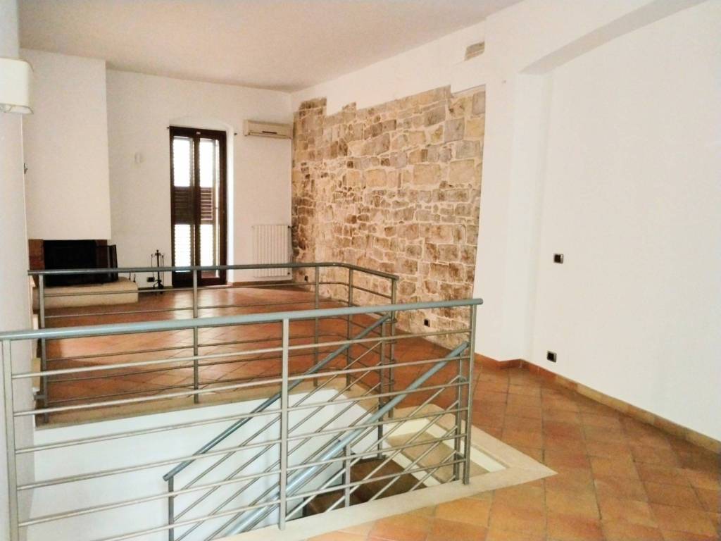 Appartamento a Trani in Via Rodunto - Foto 2