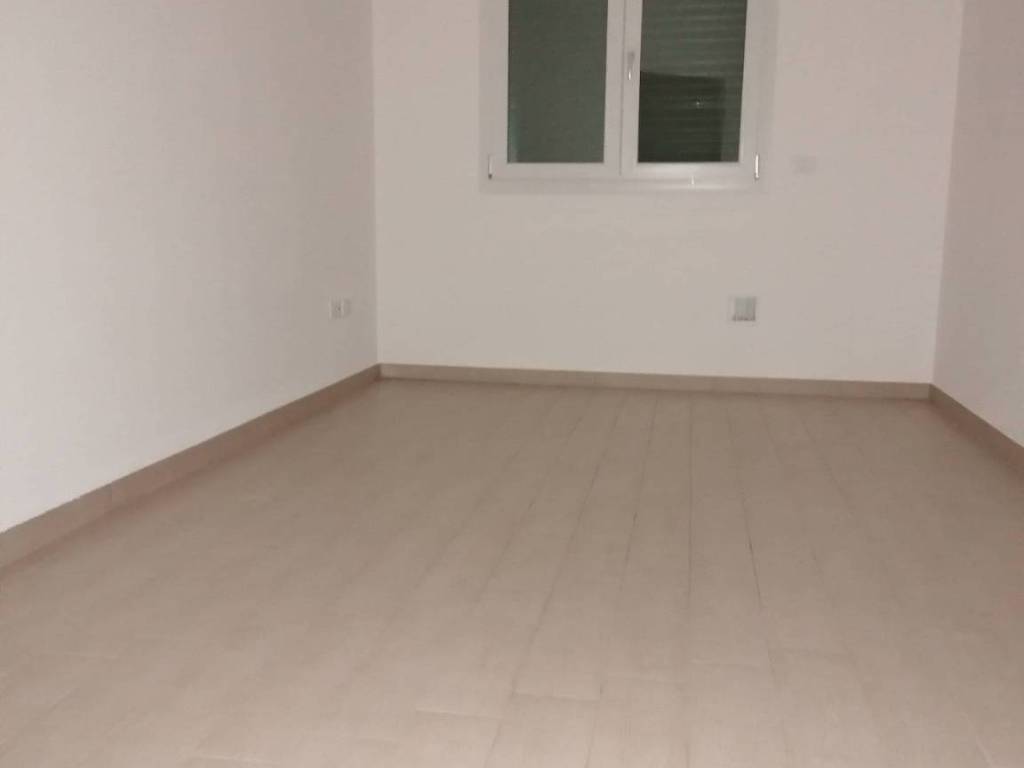 Appartamento a Rovigo in via lagomolin - Foto 4