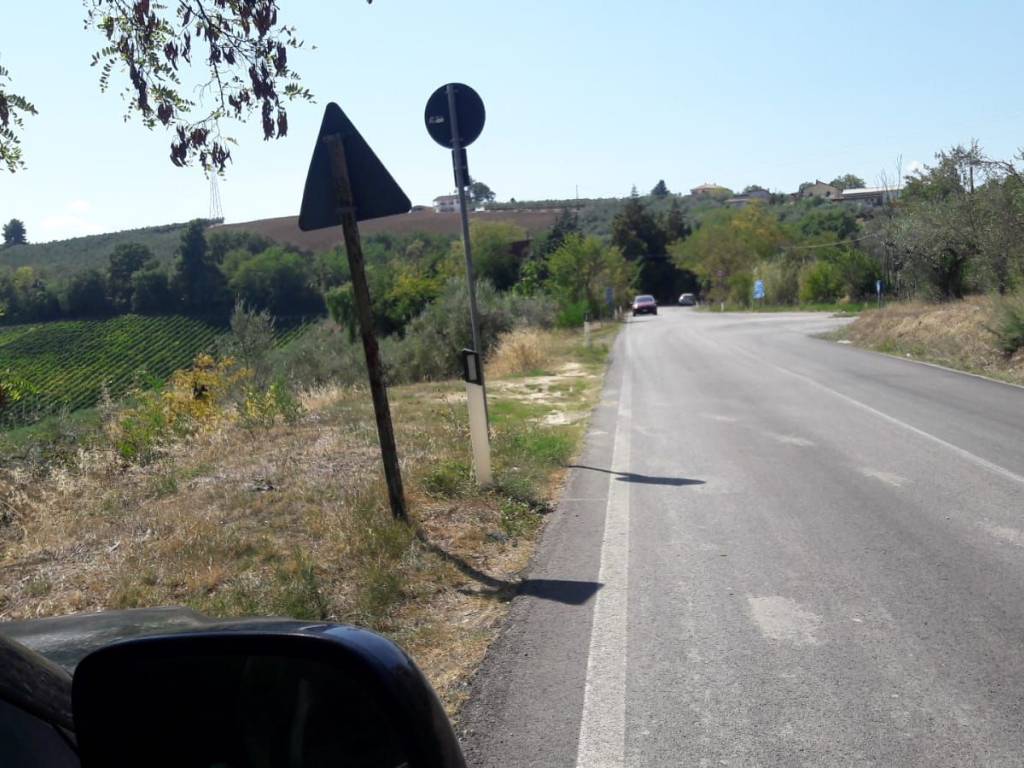 Terreno a Spoltore in Strada Provinciale Cappelle Caprara - Foto 2