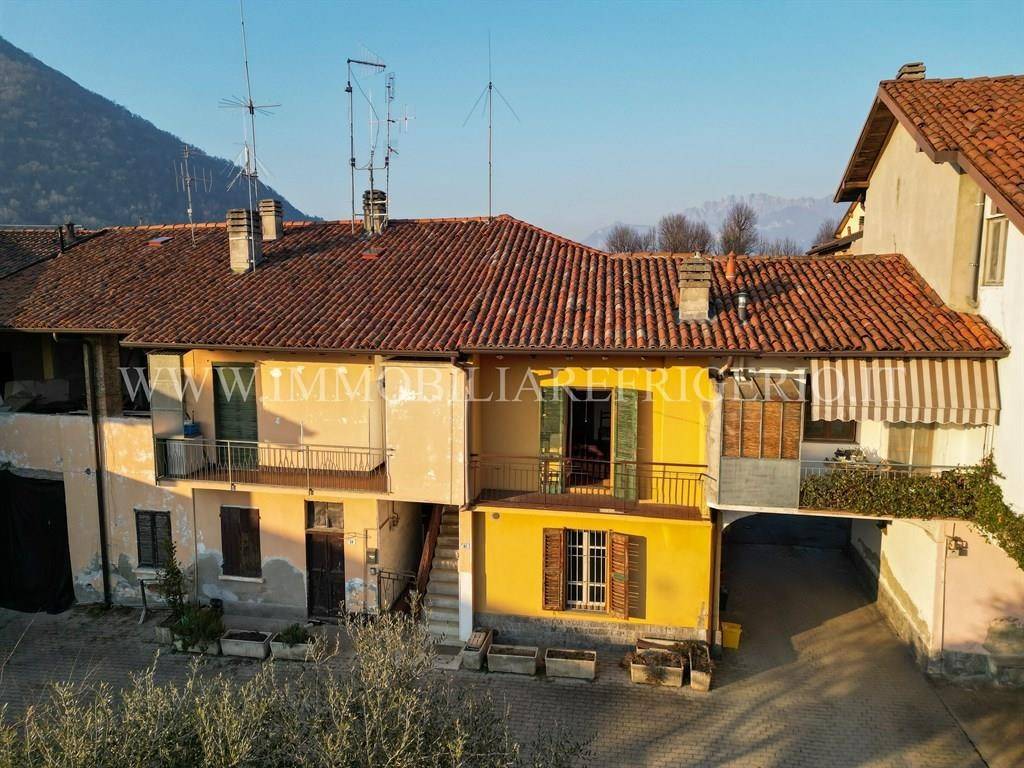 Casa indipendente a Brivio in Via San Simpliciano, 39 - Foto 3