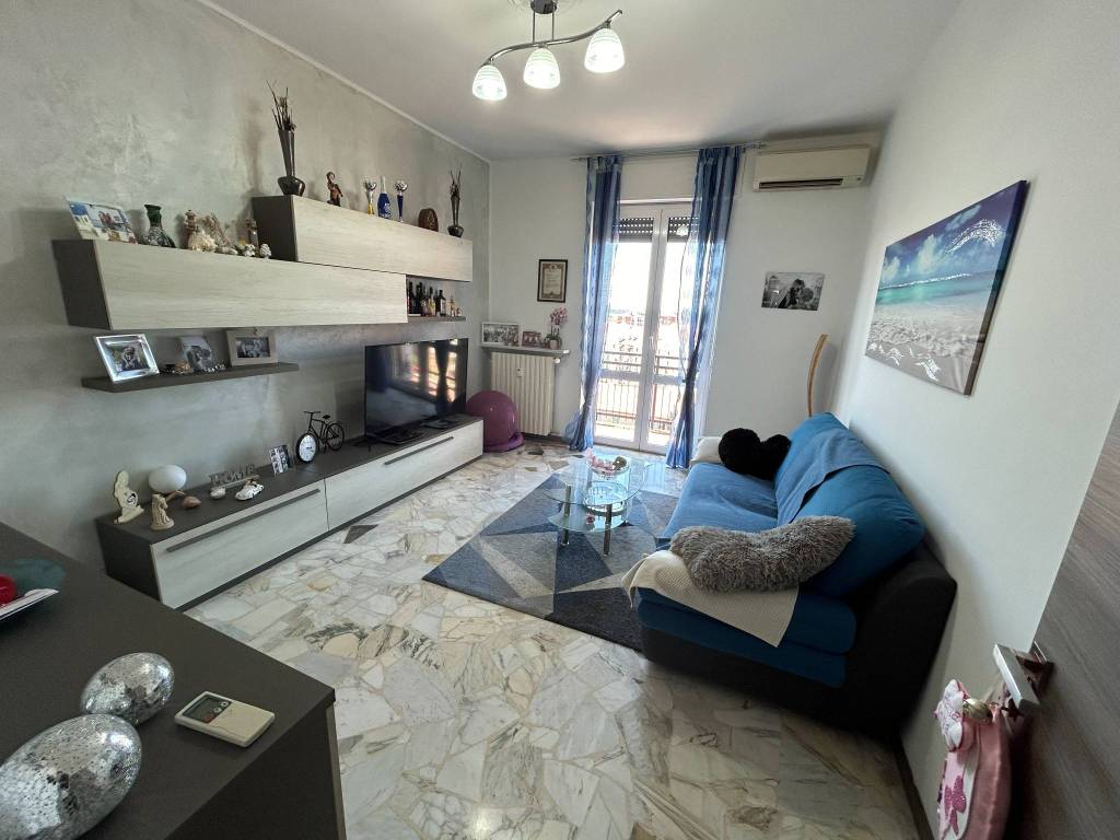 Appartamento a Alessandria in Viale Tivoli - Foto 2