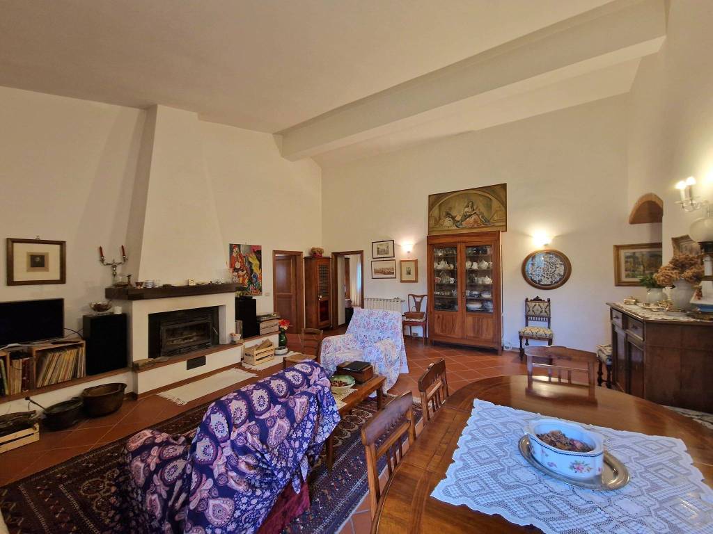 Appartamento a Pistoia in Via Grammatica e Casina - Foto 2