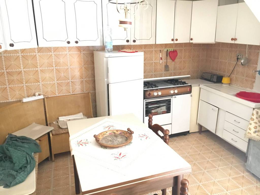 Casa indipendente a Carsoli in Piazza dei Fiori - Foto 2