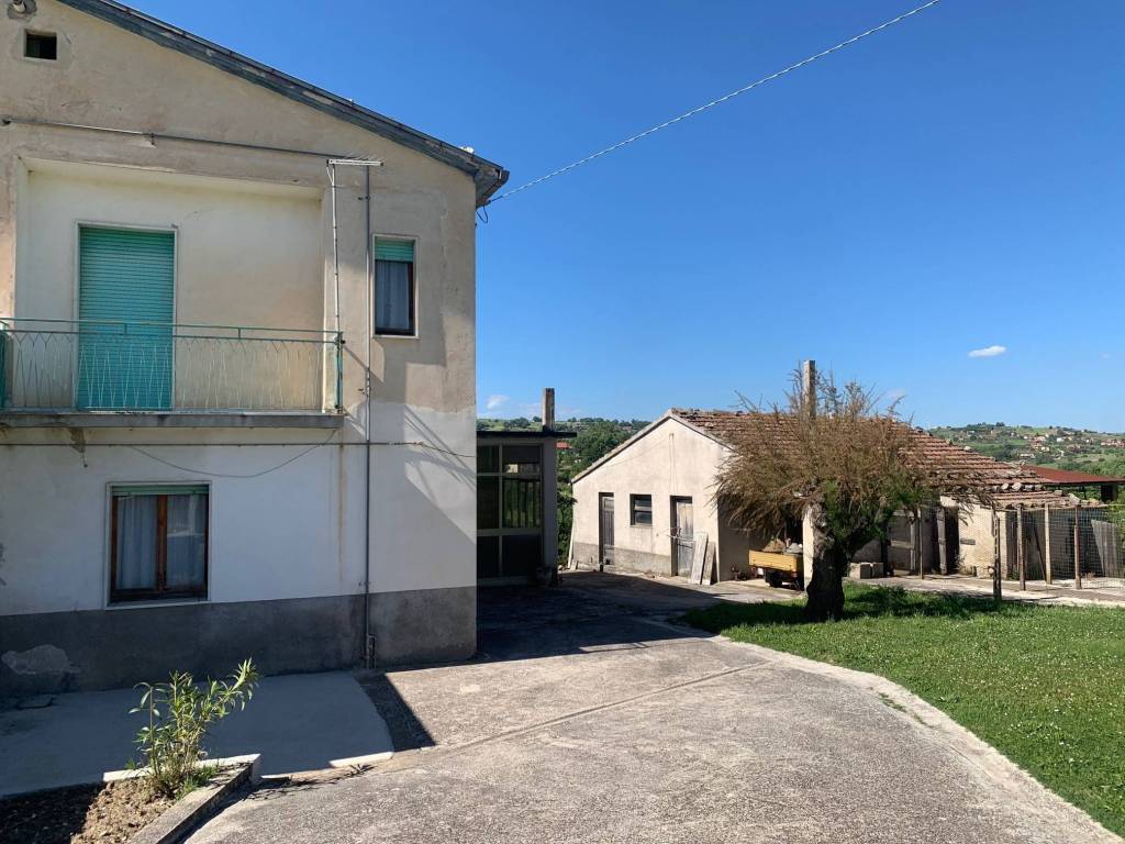 Casa indipendente a Campobasso in Via San Giovanni - Foto 4