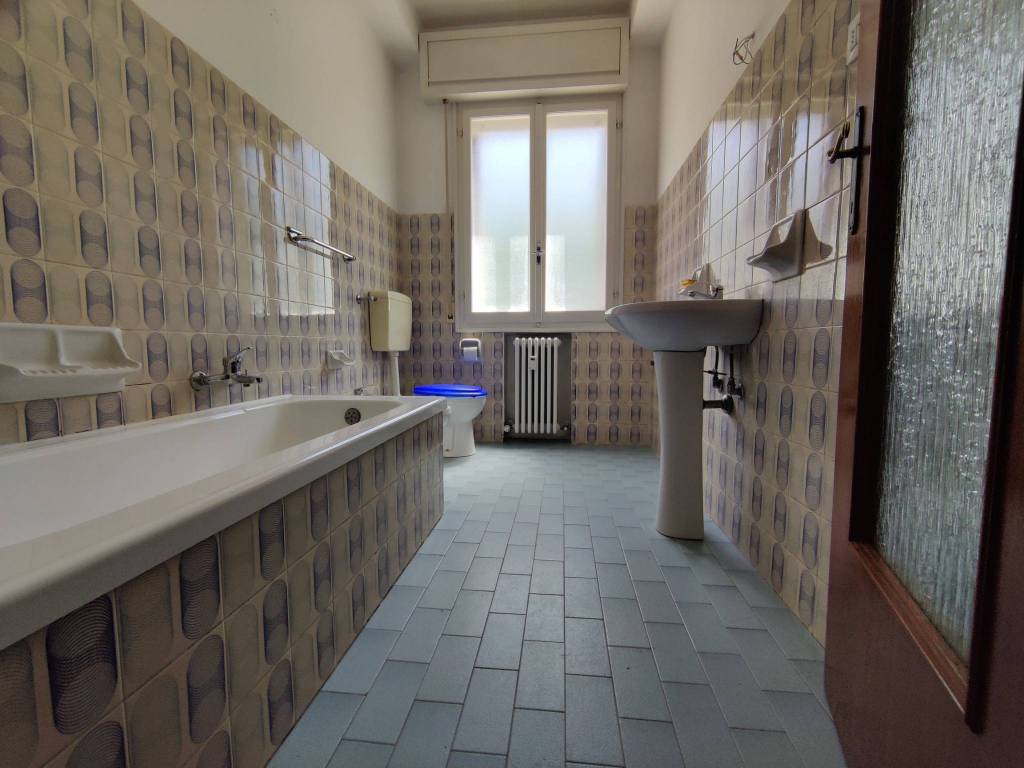 Appartamento a Bologna in Via Byron, 14 - Foto 4