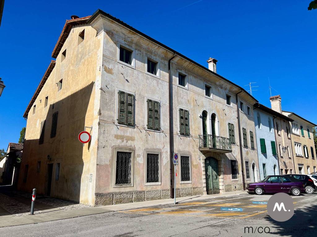 Casa indipendente a Valvasone arzene in Piazza Mercato, 3 - Foto 2