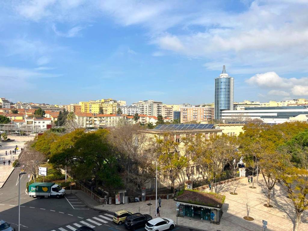 Appartamento a Cagliari in Via Dante Alighieri - Foto 2