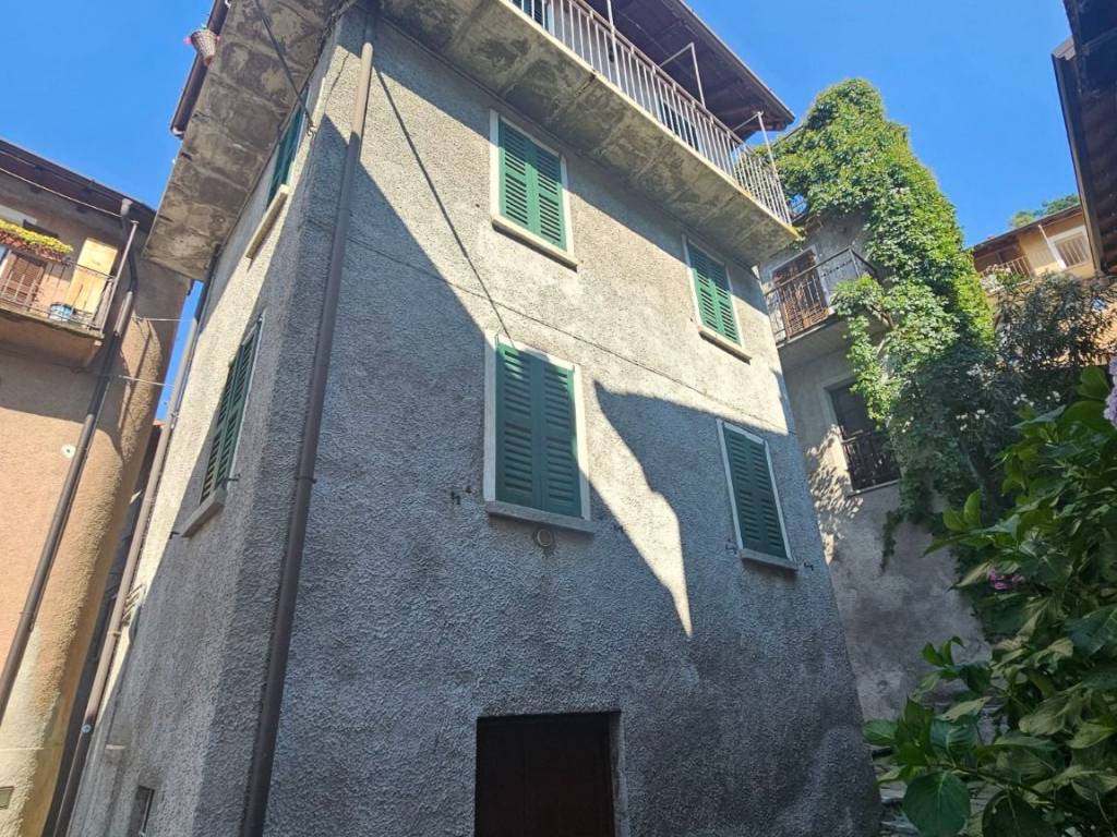 Appartamento a Bellano in Via Lezzeno, 28 - Foto 2