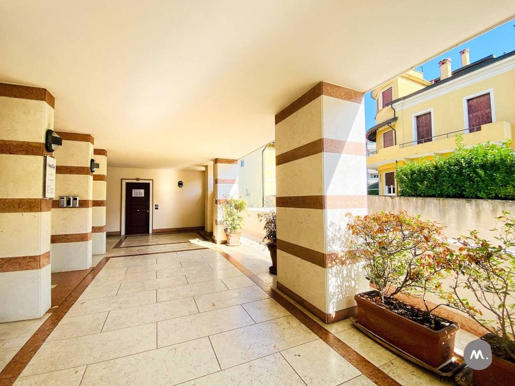 Appartamento a Pordenone in Viale Michelangelo Grigoletti, 22 - Foto 4