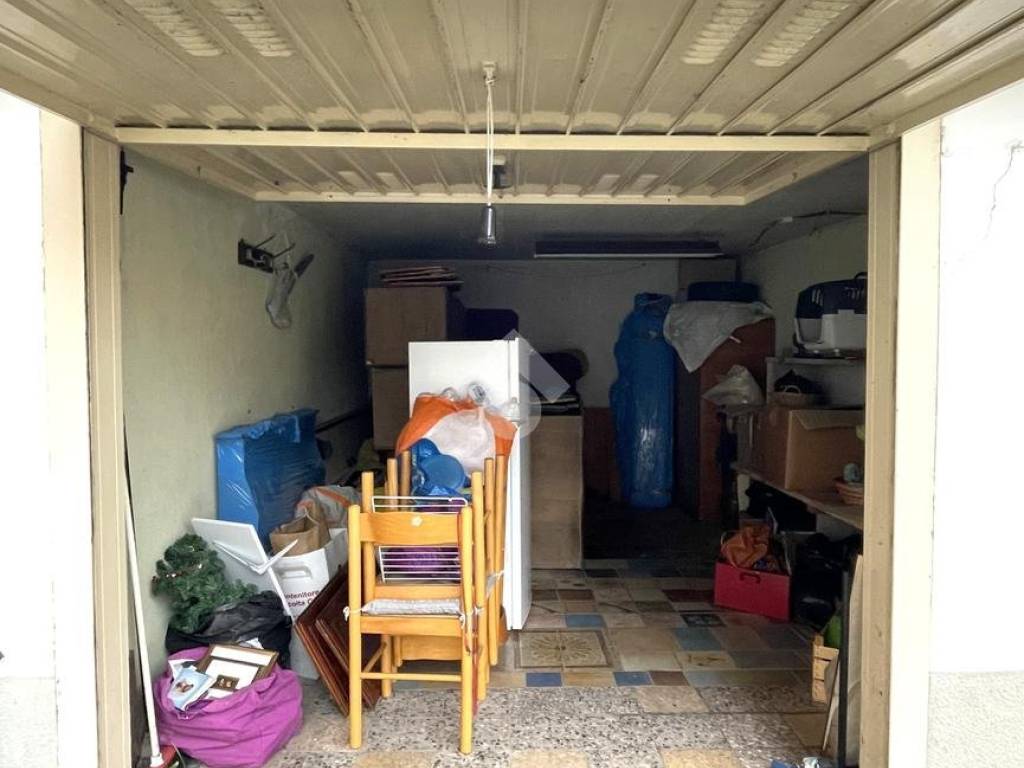 Box / garage a Bra in Viale Risorgimento, 35 - Foto 2