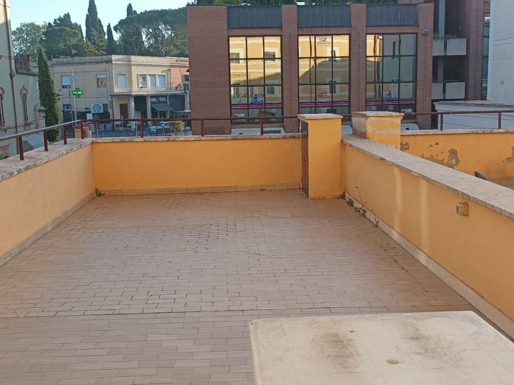 Appartamento a Bastia umbra in Piazza Giuseppe Mazzini - Foto 2