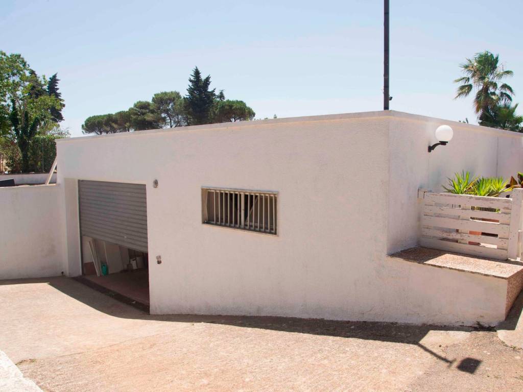 Villa a Martina franca in Strada Massafra Zona F - Foto 2