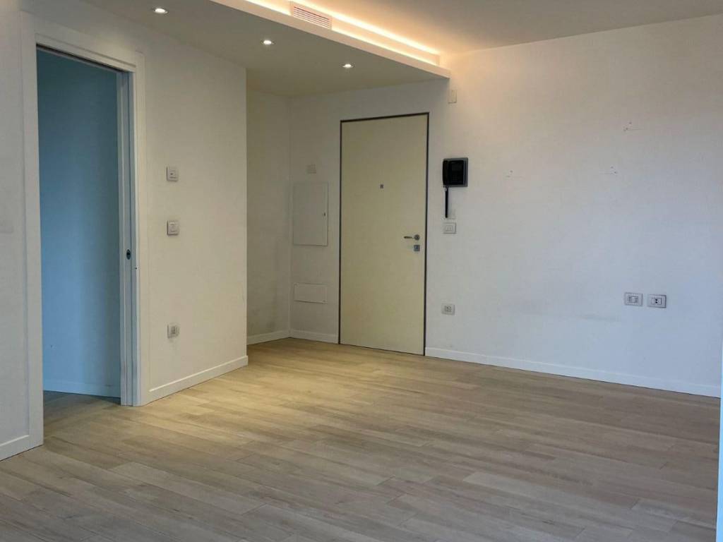 Appartamento a Pordenone in Piazzetta Cardinale Celso Costantini - Foto 4