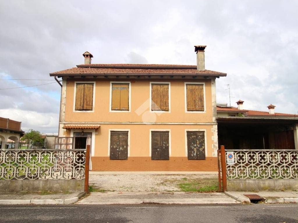 Casa indipendente a Fiumicello villa vicentina in Via Pietro Blaserna, 31 - Foto 1