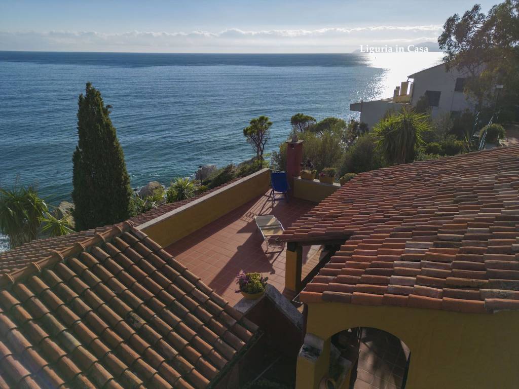 Villa a Finale ligure in Via Guglielmina d'Olanda - Foto 3