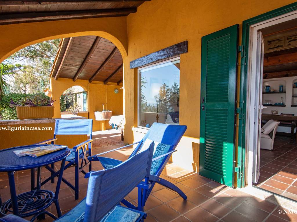 Villa a Finale ligure in Via Guglielmina d'Olanda - Foto 4
