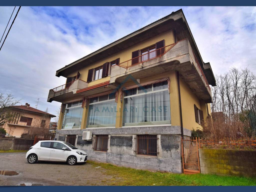 Villa a Castronno in via lombardia - Foto 2
