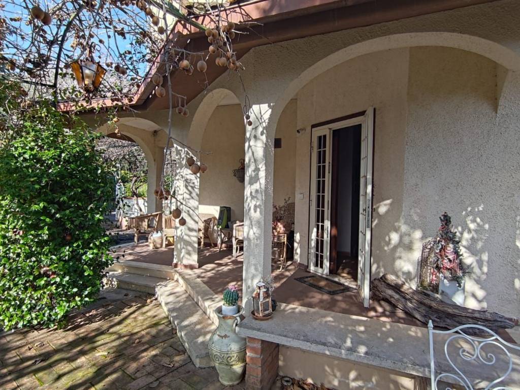 Villa a Tivoli in Via Socrate, 1 - Foto 1