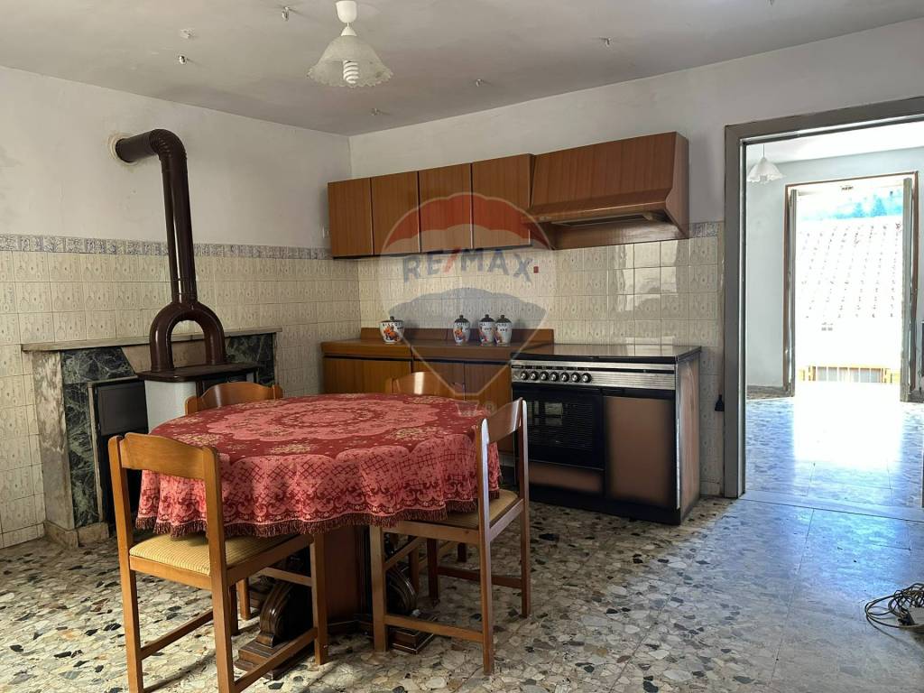 Casa indipendente a Miranda in Via Portella - Foto 5