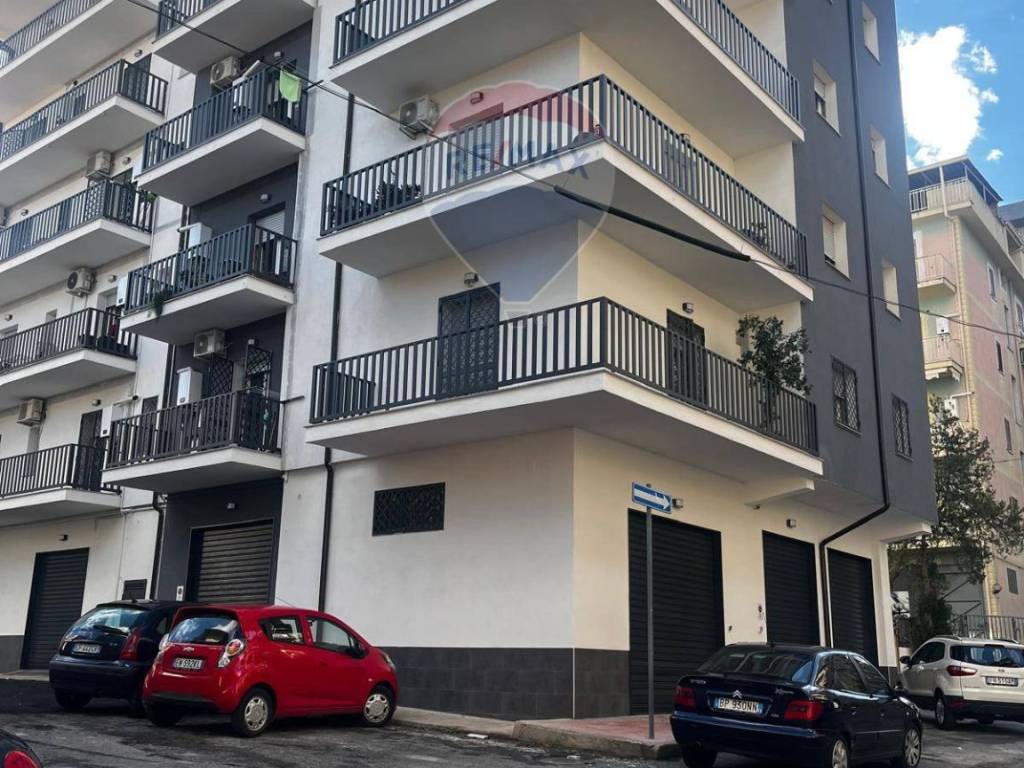 Appartamento a Corigliano-rossano in via Francesco Petrarca, 35 - Foto 2