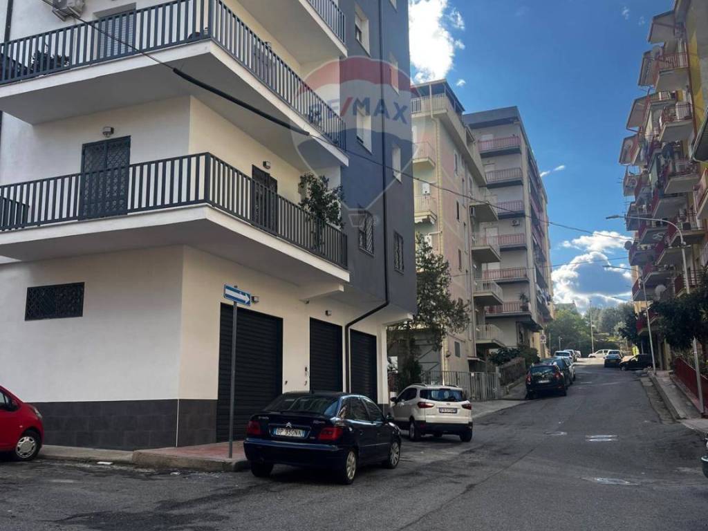 Appartamento a Corigliano-rossano in via Francesco Petrarca, 35 - Foto 4