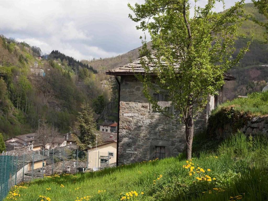 Villa a Fiumalbo in Piazza Iolanda, 7 - Foto 2