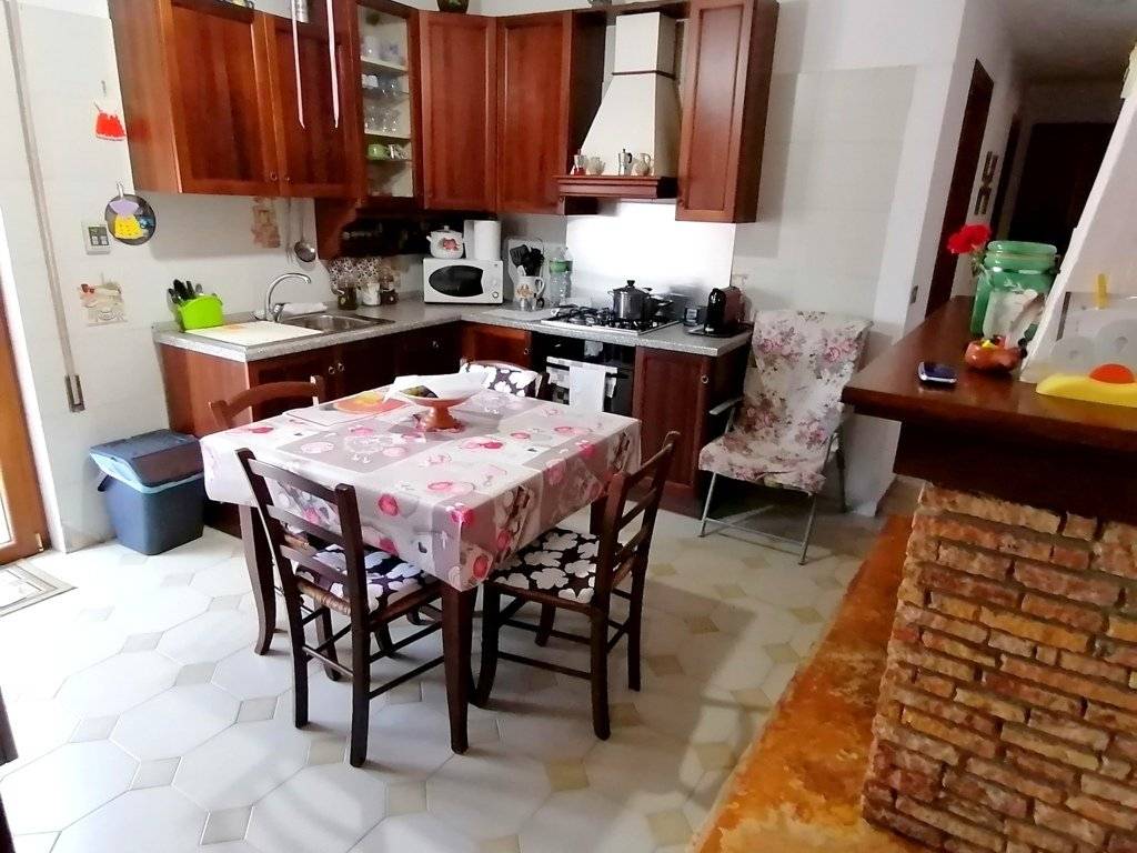 Appartamento a Carbonia in Via Attilio Deffenu - Foto 4