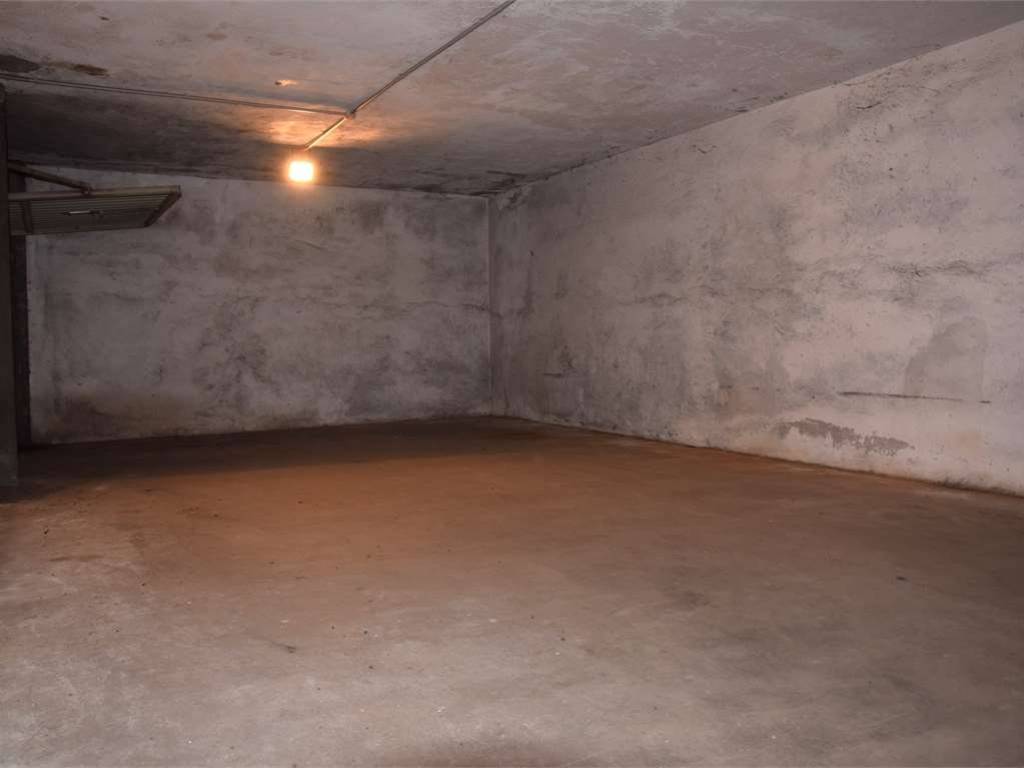 Box / garage a Villadossola in via Natale Vittoni, 32 - Foto 2