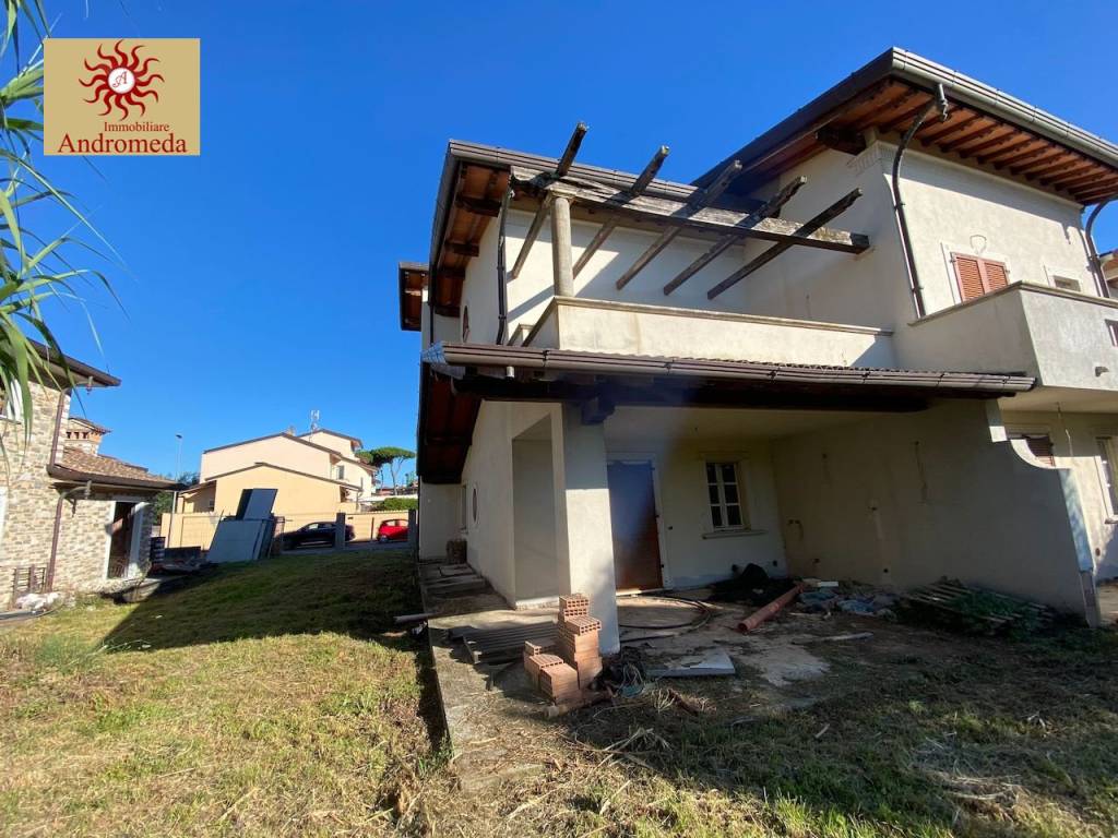 Villa a Pietrasanta in Via Andreotti - Foto 5