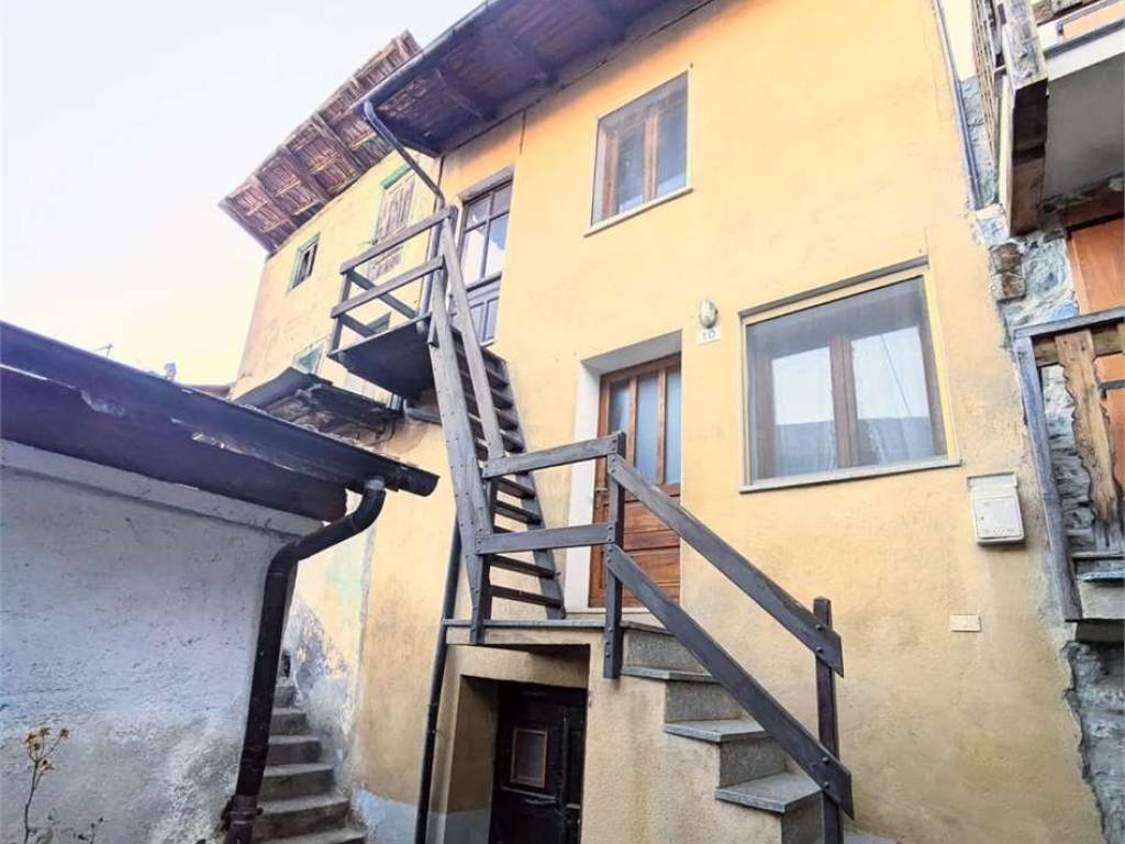 Casa indipendente a Fénis in tillier - Foto 2