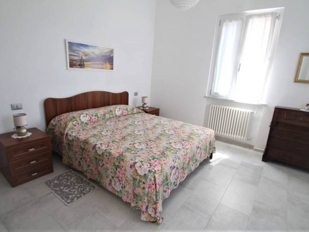 Villa a Loano in Via Varese 18. - Foto 5