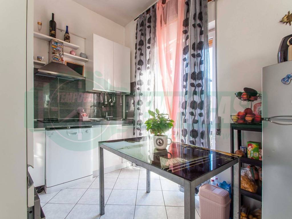 Appartamento a Uboldo in Vicolo Zara, 5 - Foto 3