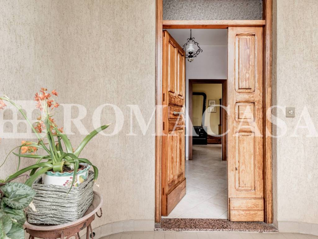 Villa a Aprilia in Via Torre Bruna - Foto 5