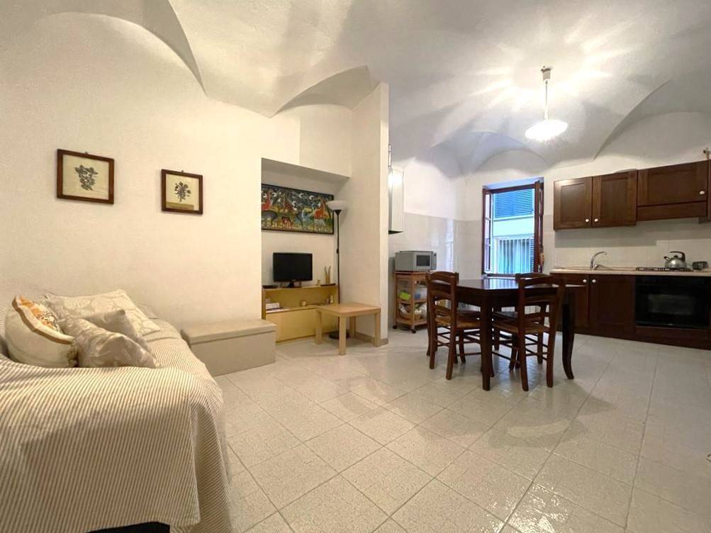 Appartamento a Spotorno in Via Giuseppe Garibaldi - Foto 3