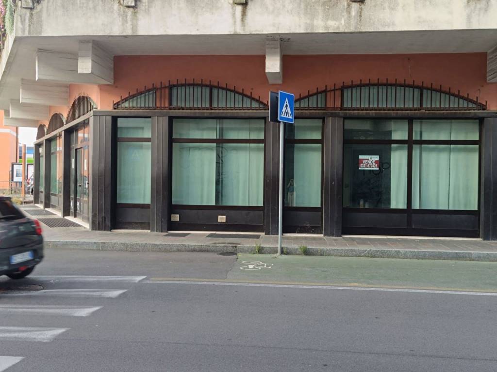 Immobile a Tradate in Via Gian Luigi Zucchi, 6 - Foto 4