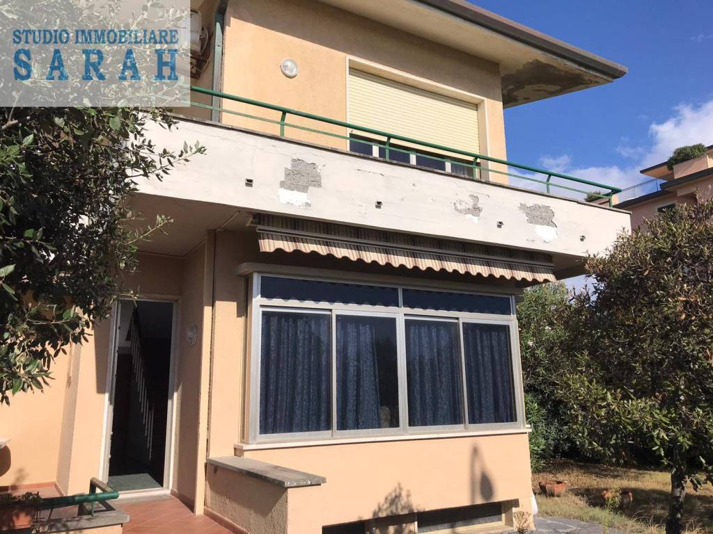 Casa indipendente a Pietrasanta in Via Pasubio - Foto 3