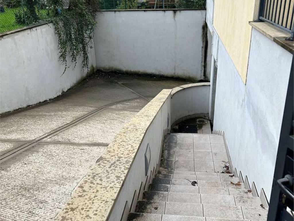 Box / garage a Gorizia in Via Monte Lungo - Foto 5