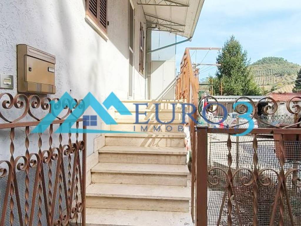 Casa indipendente a Folignano in Via Case di Coccia - Foto 2