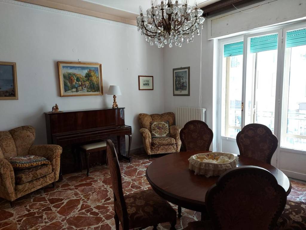 Appartamento a Crotone in Via Bologna, 42 - Foto 5