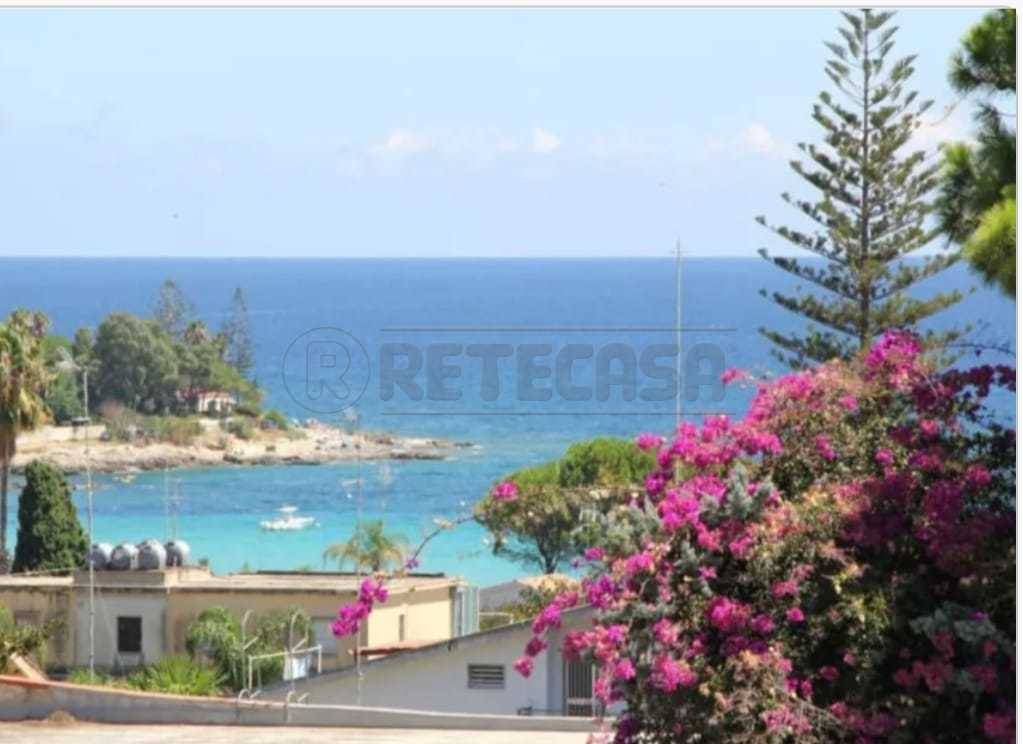 Villa a Siracusa in Via SENIGALLIA (F.Bianche) - Foto 3