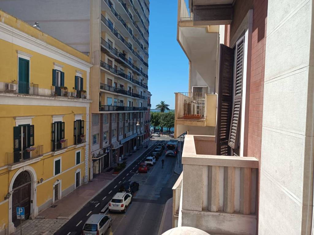 Appartamento a Taranto in VIA MARGHERITA, 54 - Foto 2