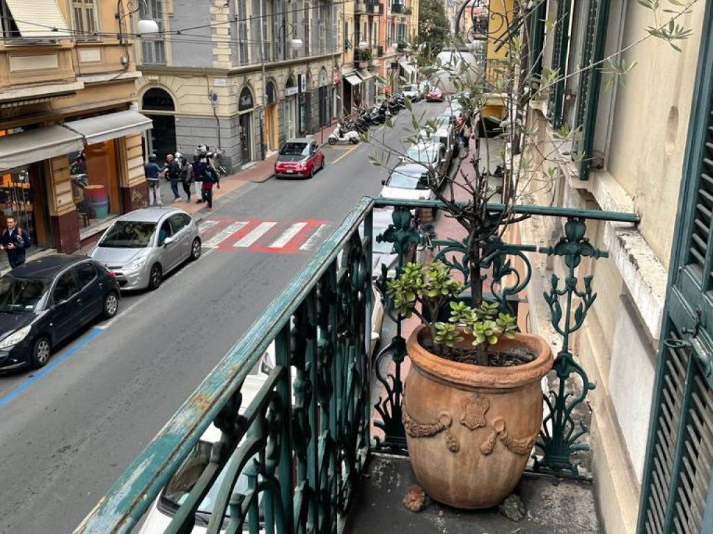 Appartamento a Ventimiglia in Via Camillo Benso di Cavour - Foto 5