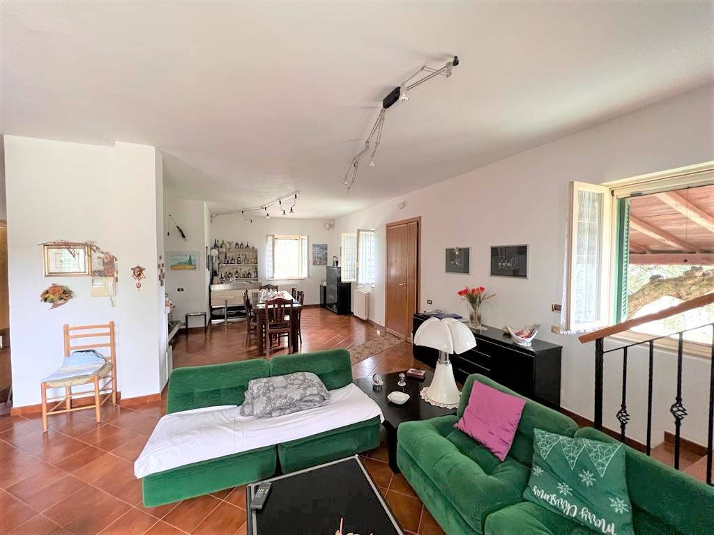 Villa a Fara in sabina in Via Bonino - Foto 2